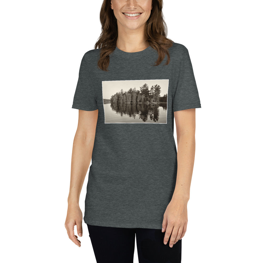 'An Island Oasis II' Short-Sleeve Unisex T-Shirt